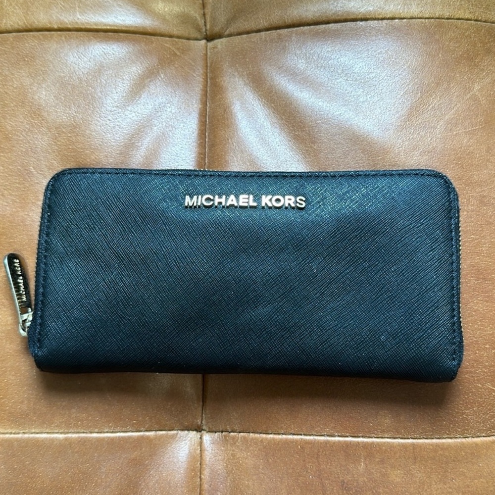 Michael Kors wallet